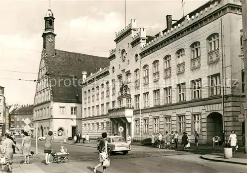 AK / Ansichtskarte Zwickau Sachsen Rathaus Gewandhaus Hauptmarkt Kat. Zwickau