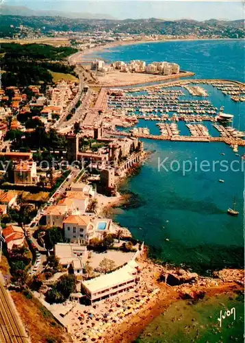 AK / Ansichtskarte La Napoule Plage Plage de Raguette Chateau Port vue aerienne Kat. Mandelieu la Napoule