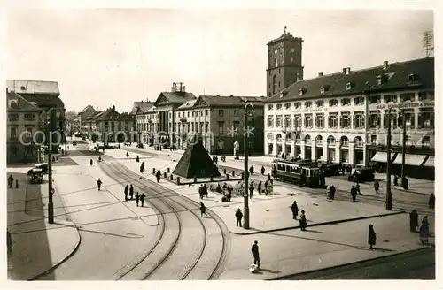 AK / Ansichtskarte Strassenbahn Karlsruhe Marktplatz Sparkasse  Kat. Strassenbahn