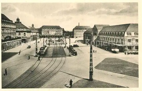 AK / Ansichtskarte Strassenbahn Karlsruhe Bahnhofplatz  Kat. Strassenbahn