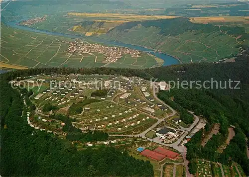 AK / Ansichtskarte Leiwen Mosel Fliegeraufnahme Ferienzentrum Sonnenberg Leiwen