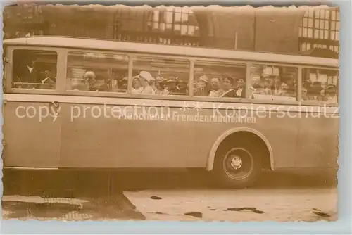 AK / Ansichtskarte Autobus Omnibus Muenchen Fremden Rundfahrten Kat. Autos