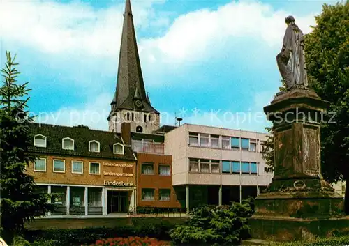 AK / Ansichtskarte Schoeppenstedt Markt Landesbank  Kat. Schoeppenstedt