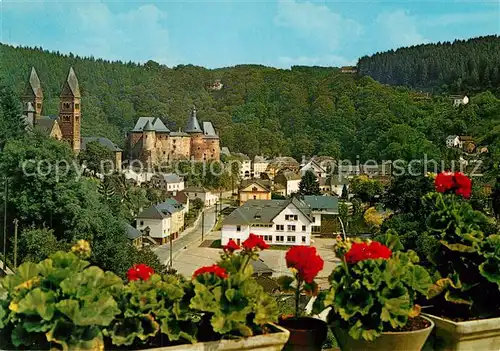 AK / Ansichtskarte Clervaux Eglise Chateau Feodal  Kat. Clervaux