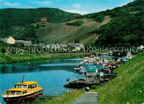 AK / Ansichtskarte Bernkastel Kues Yachthafen mit Burg Landshut Kat. Bernkastel Kues