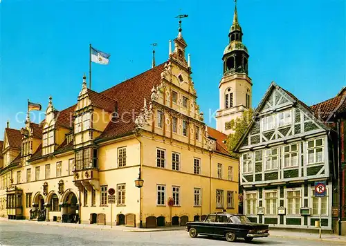 AK / Ansichtskarte Celle Niedersachsen Rathaus Stadtkirche  Kat. Celle