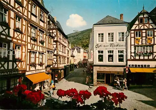 AK / Ansichtskarte Bernkastel Kues Marktplatz Fachwerkhaeuser Cafe am Rathaus Altstadt Kat. Bernkastel Kues