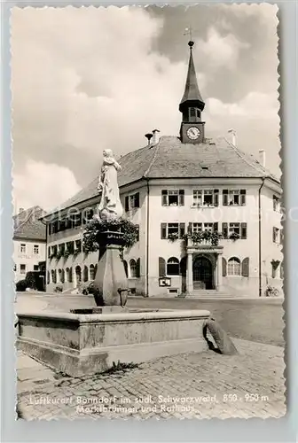 AK / Ansichtskarte Bonndorf Schwarzwald Marktbrunnen Rathaus  Kat. Bonndorf