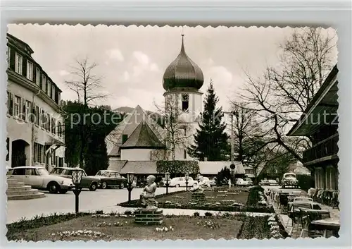 AK / Ansichtskarte Hinterzarten Blick vom Park Hotel Adler zur Kirche Kat. Hinterzarten