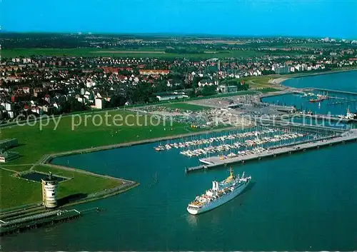 AK / Ansichtskarte Cuxhaven Nordseebad Fliegeraufnahme Hafen Kat. Cuxhaven