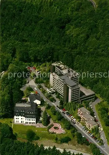 AK / Ansichtskarte Bad Schwalbach Fliegeraufnahme Tannenwaldklinik Kat. Bad Schwalbach