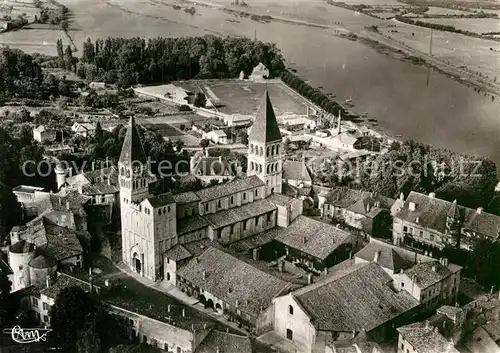 AK / Ansichtskarte Tournus Eglise St Philibert Saone Fliegeraufnahme Kat. Tournus