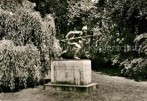 AK / Ansichtskarte Rinteln Jaeger Denkmal Statue Kat. Rinteln