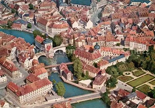 AK / Ansichtskarte Bamberg Fliegeraufnahme Stadtzentrum altes Rathaus Kat. Bamberg