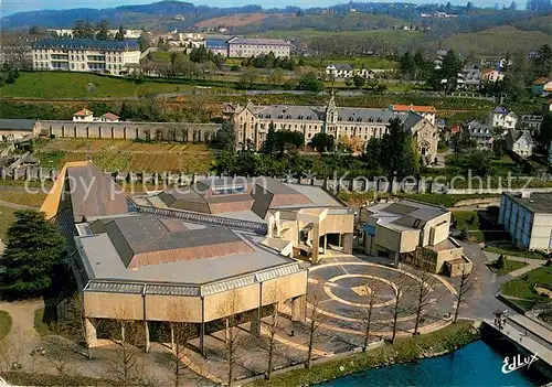 AK / Ansichtskarte Lourdes Hautes Pyrenees Eglise Sainte Bernadette  Kat. Lourdes