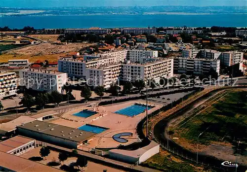 AK / Ansichtskarte Berre l Etang Vue aerienne La piscine Municipale les residences Marielie Kat. Berre l Etang