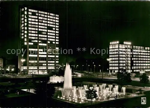 AK / Ansichtskarte Berlin Ernst Reuter Platz Wasserspiele Nachtaufnahme Kat. Berlin