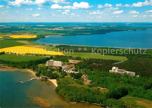 AK / Ansichtskarte Klink Waren Mueritz Hotel und Klinik mit Koelpinseeblick Fliegeraufnahme Kat. Klink Waren