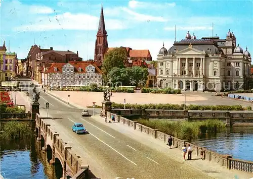 AK / Ansichtskarte Schwerin Mecklenburg Dom Theater Bruecke Kat. Schwerin