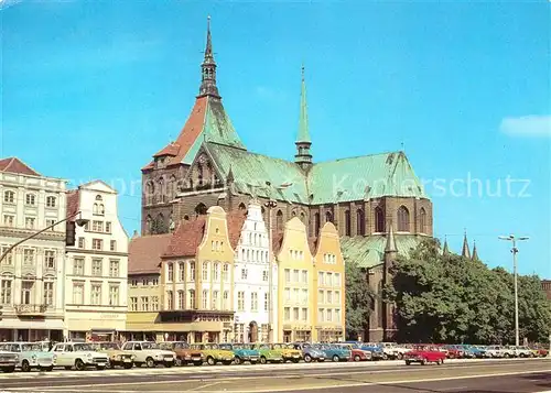 AK / Ansichtskarte Rostock Mecklenburg Vorpommern Ernst Thaelmann Platz Kirche Kat. Rostock