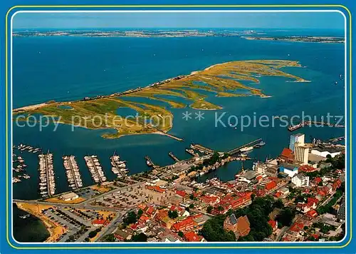 AK / Ansichtskarte Heiligenhafen Ostseebad Fliegeraufnahme Kat. Heiligenhafen