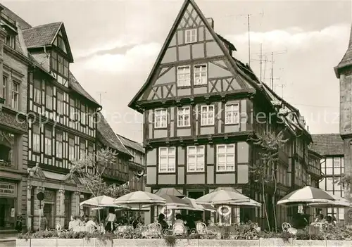 AK / Ansichtskarte Quedlinburg Boulevard Cafe am Markt Altstadt Fachwerkhaeuser Kat. Quedlinburg