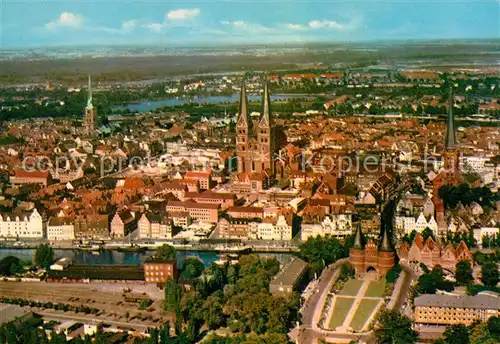 AK / Ansichtskarte Luebeck Fliegeraufnahme Altstadt Kat. Luebeck