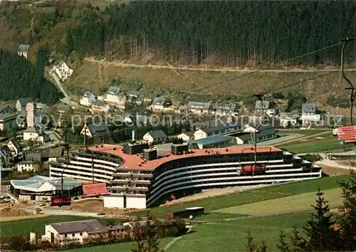 AK / Ansichtskarte Willingen Sauerland Fliegeraufnahme Kur  und Sporthotel Der Sauerlandstern Kat. Willingen (Upland)