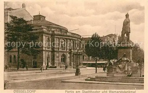 AK / Ansichtskarte Duesseldorf Stadttheater Bismarckdenkmal Kat. Duesseldorf