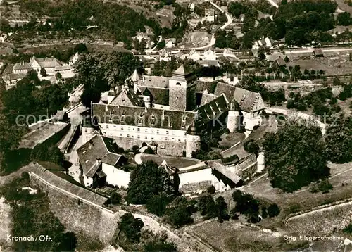 AK / Ansichtskarte Kronach Oberfranken Fliegeraufnahme Schloss  Kat. Kronach