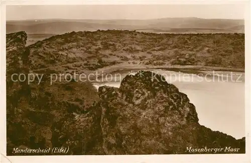 AK / Ansichtskarte Manderscheid Eifel Mosenberger Maar Kat. Manderscheid