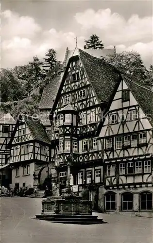 AK / Ansichtskarte Miltenberg Main Marktplatz Brunnen Fachwerkhaeuser Altstadt Kat. Miltenberg