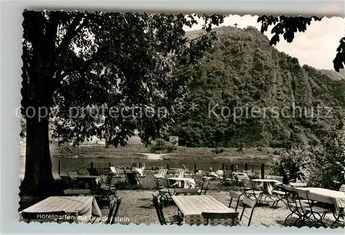 AK / Ansichtskarte Moselkern Hotel Burg Eltz Hotelgarten mit Druidenstein Kat. Moselkern