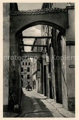 AK / Ansichtskarte Stralsund Mecklenburg Vorpommern Gasse Altstadt Kat. Stralsund