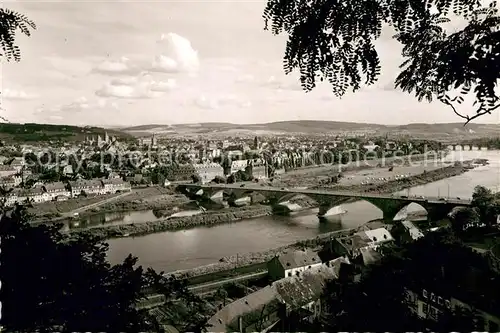 AK / Ansichtskarte Trier Panorama mit Moselbruecke Kat. Trier