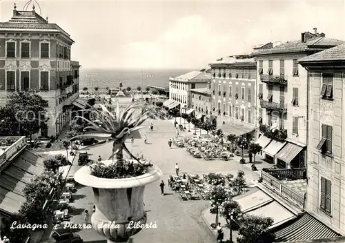 AK / Ansichtskarte Lavagna Piazza della Liberta Freiheitsplatz Kat. Italien