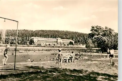 AK / Ansichtskarte Tabarz Schwimmbad und FDGB Heim Theo Neubauer Freibad Kat. Tabarz Thueringer Wald