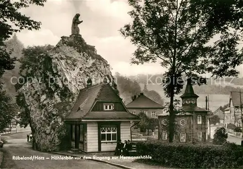 AK / Ansichtskarte Ruebeland Harz Hoehlenbaer vor dem Eingang zur Hermannshoehle