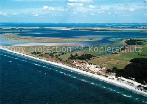 AK / Ansichtskarte Zingst Ostseebad Fliegeraufnahme Kernzone Kat. Zingst Darss