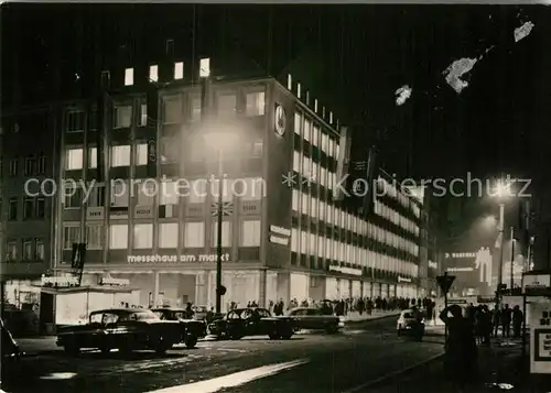 AK / Ansichtskarte Leipzig Messehaus am Markt Messestadt Nachtaufnahme Kat. Leipzig