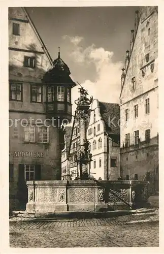 AK / Ansichtskarte Rothenburg Tauber St. Georgs Brunnen Apotheke  Kat. Rothenburg ob der Tauber