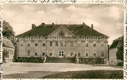 AK / Ansichtskarte Hohenzieritz Schloss Kat. Hohenzieritz