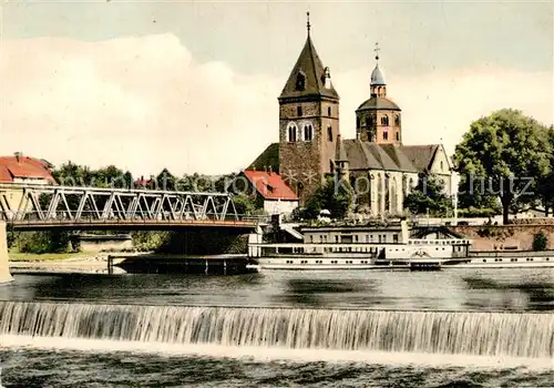 AK / Ansichtskarte Hameln Weser Weserbruecke und Muenster