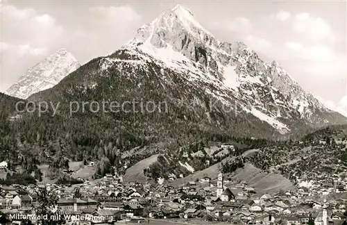 AK / Ansichtskarte Mittenwald Bayern Wetterstein Kat. Mittenwald