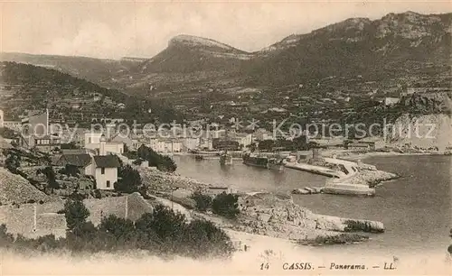 AK / Ansichtskarte Cassis Panorama Kat. Cassis