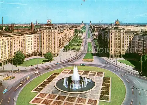 AK / Ansichtskarte Berlin Strausberger Platz mit Karl Marx Allee Kat. Berlin