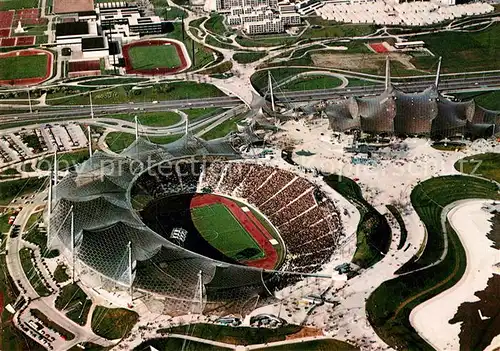 AK / Ansichtskarte Stadion Fliegeraufnahme Olympiastadion Muenchen  Kat. Sport