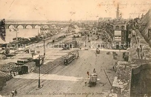 AK / Ansichtskarte Bordeaux Quai de Bourgogne vue prise de la Douane Kat. Bordeaux