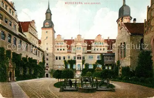 AK / Ansichtskarte Merseburg Saale Schlosshof Kat. Merseburg