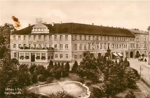 AK / Ansichtskarte Loebau Sachsen Reichsplatz Denkmal Hotel Wettiner Hof Trinks Postkarte Kat. Loebau